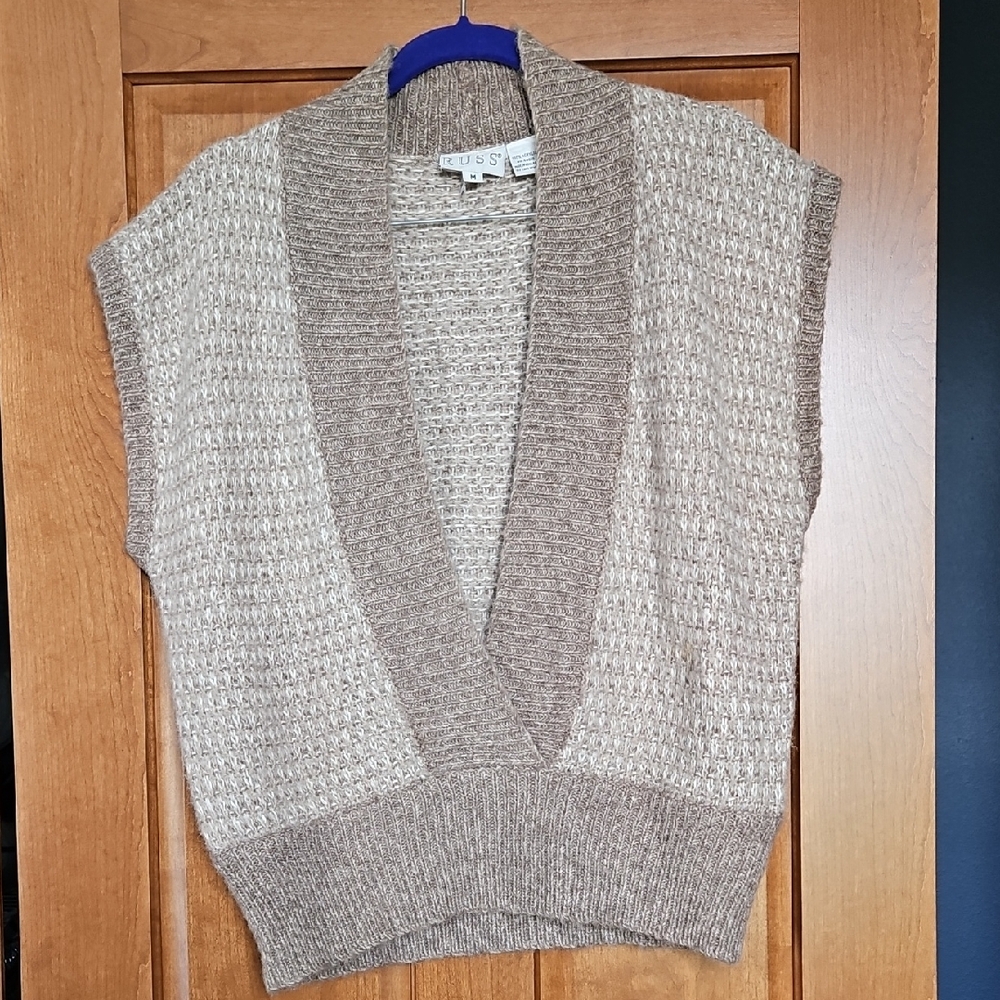 Russ V-Neck Sweater Vest